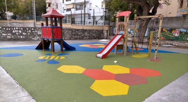 Estepona ejecuta una treintena de mejoras de mantenimiento en los colegios públicos de la ciudad