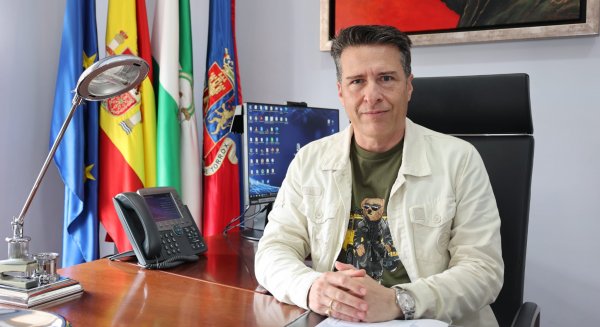 El alcalde de Torrox exige al Gobierno de España medidas urgentes ante los continuos cortes de luz en el municipio