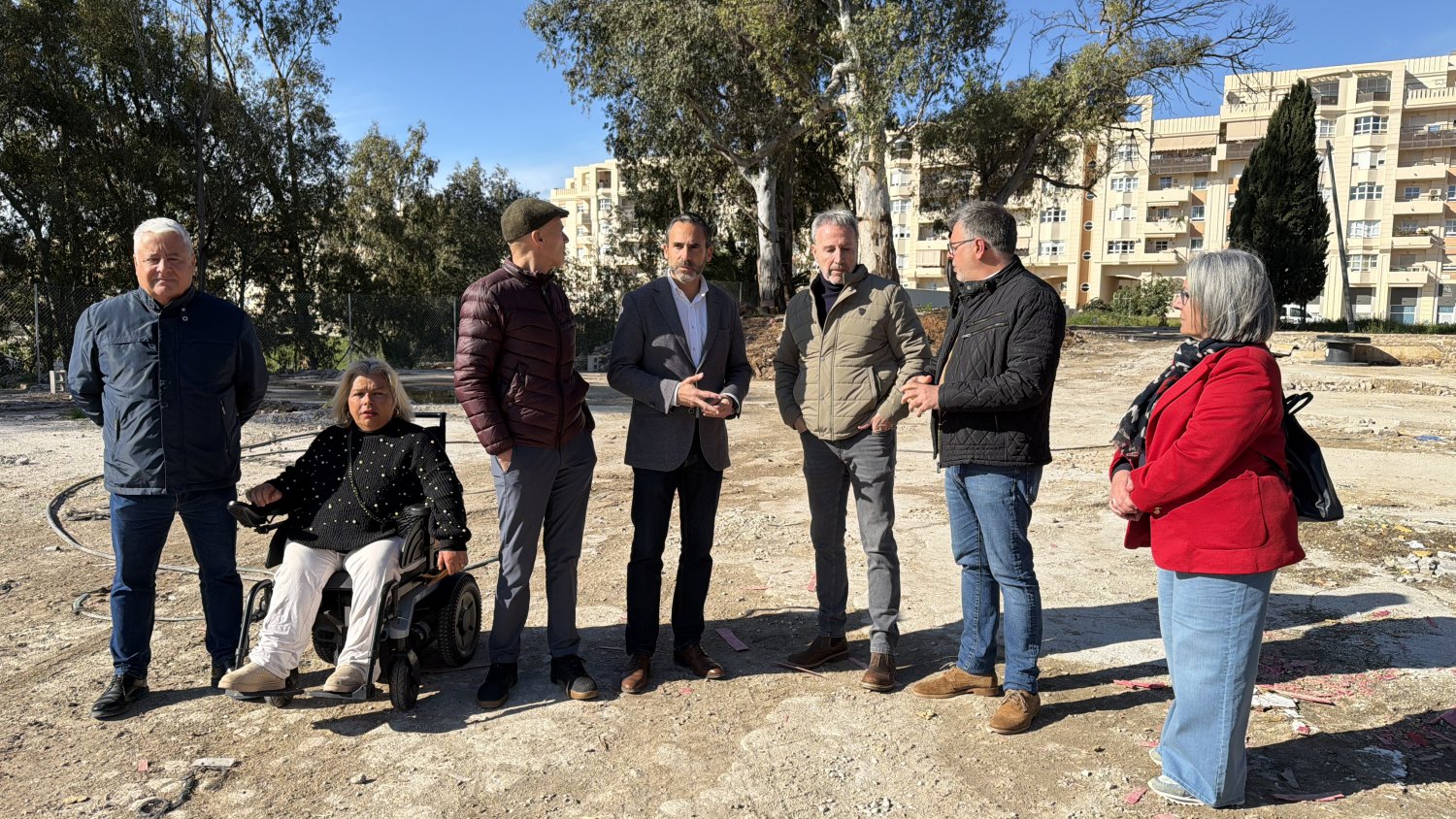 El PSOE exige al Ayuntamiento que el futuro de la antigua parcela de las caballerizas se decida por consenso