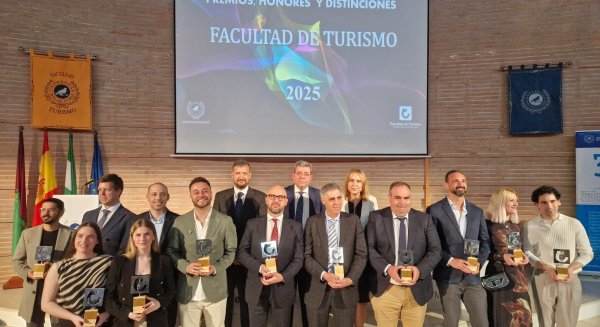 Turismo de la UMA reconoce la trayectoria de profesionales y entidades en su entrega anual de Honores y Distinciones