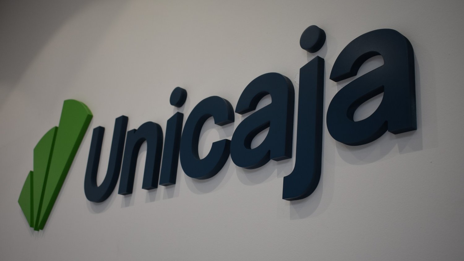 Unicaja renueva su Requetecuenta Digital para permitir a los nuevos clientes obtener hasta 900 euros el primer año
