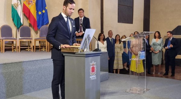 El concejal Ignacio Alonso presenta su renuncia al acta en el Ayuntamiento de Ronda por motivos personales