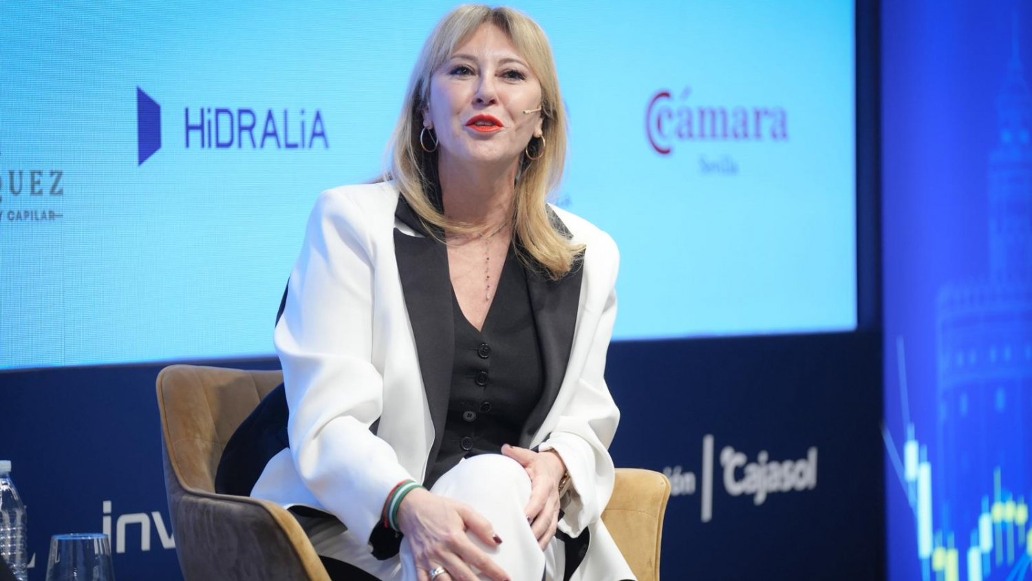 Carolina España exige al Gobierno que 'dé la cara por el daño causado al turismo' tras el retraso del AVE Madrid-Málaga