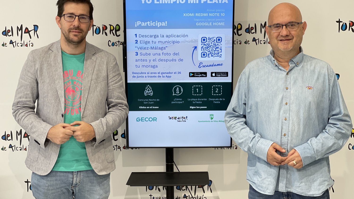 Vélez-Málaga presenta una campaña de concienciación para la recogida de residuos en playas