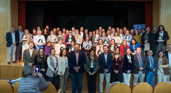La Diputación de Máalga celebra en Ardales una gala para reconocer a 22 'Mujeres del Año' 