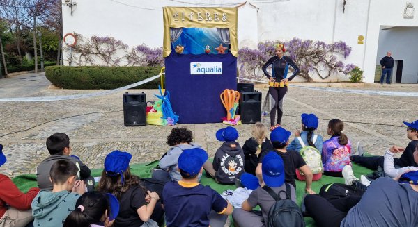 Ronda celebra el Día Mundial del Agua con una jornada de aprendizaje y diversión en la Plaza Teniente Arce