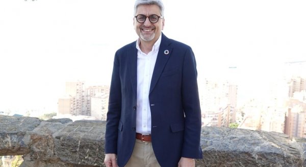 19J.- El candidato del PSOE por Málaga, Josele Aguilar: 