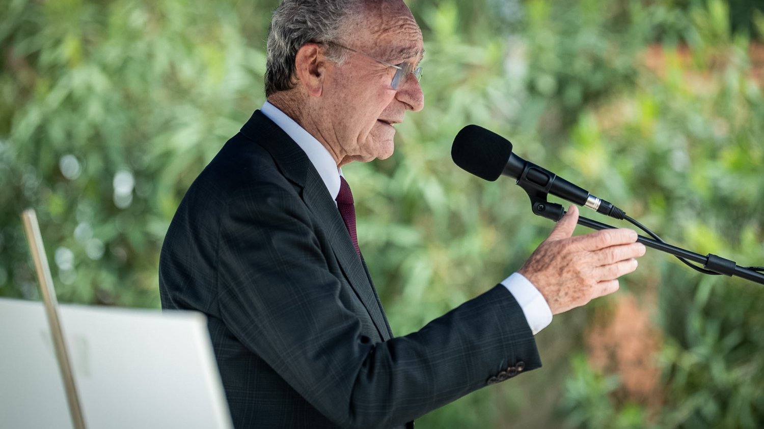 Málaga y Torremolinos blindan el riego de sus zonas verdes con el aprovechamiento de agua regenerada del Guadalhorce
