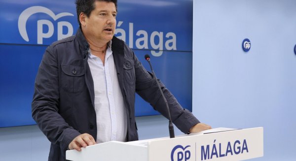 El PP de Málaga denuncia que el Ejecutivo central no ha reparado los daños de los temporales de febrero en el litoral