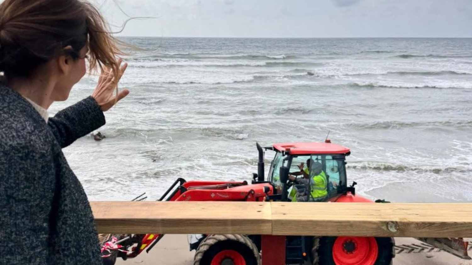 El tramo de la Senda Litoral derribado por los temporales en El Capricho entra hoy en servicio tras su reconstrucción