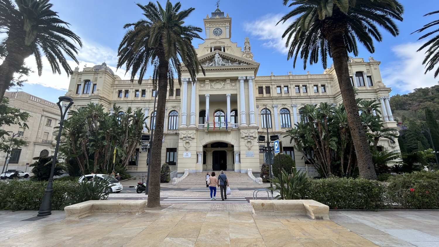 La Junta de Gobierno Local aprueba el proyecto de la nueva ordenanza para simplificar la apertura de establecimientos en Málaga