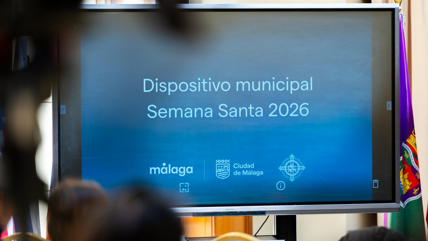 Málaga habilita dos espacios en las tribunas del recorrido oficial para mayores y personas con discapacidad