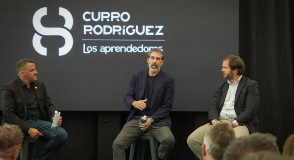 Líderes empresariales y del deporte se reúnen en Málaga en el estreno de ‘Los Aprendedores’