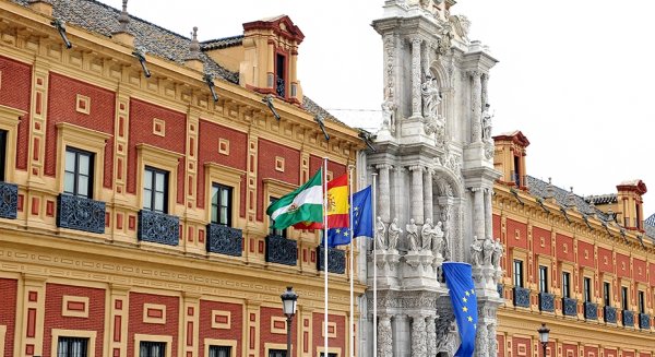 Mañana comienzan las oposiciones al Cuerpo de Maestros en Andalucía con 2.538 plazas