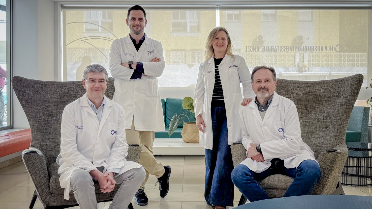 El equipo de HLA Hospital Universitario El Ángel logra tratar con éxito una eventración abdominal