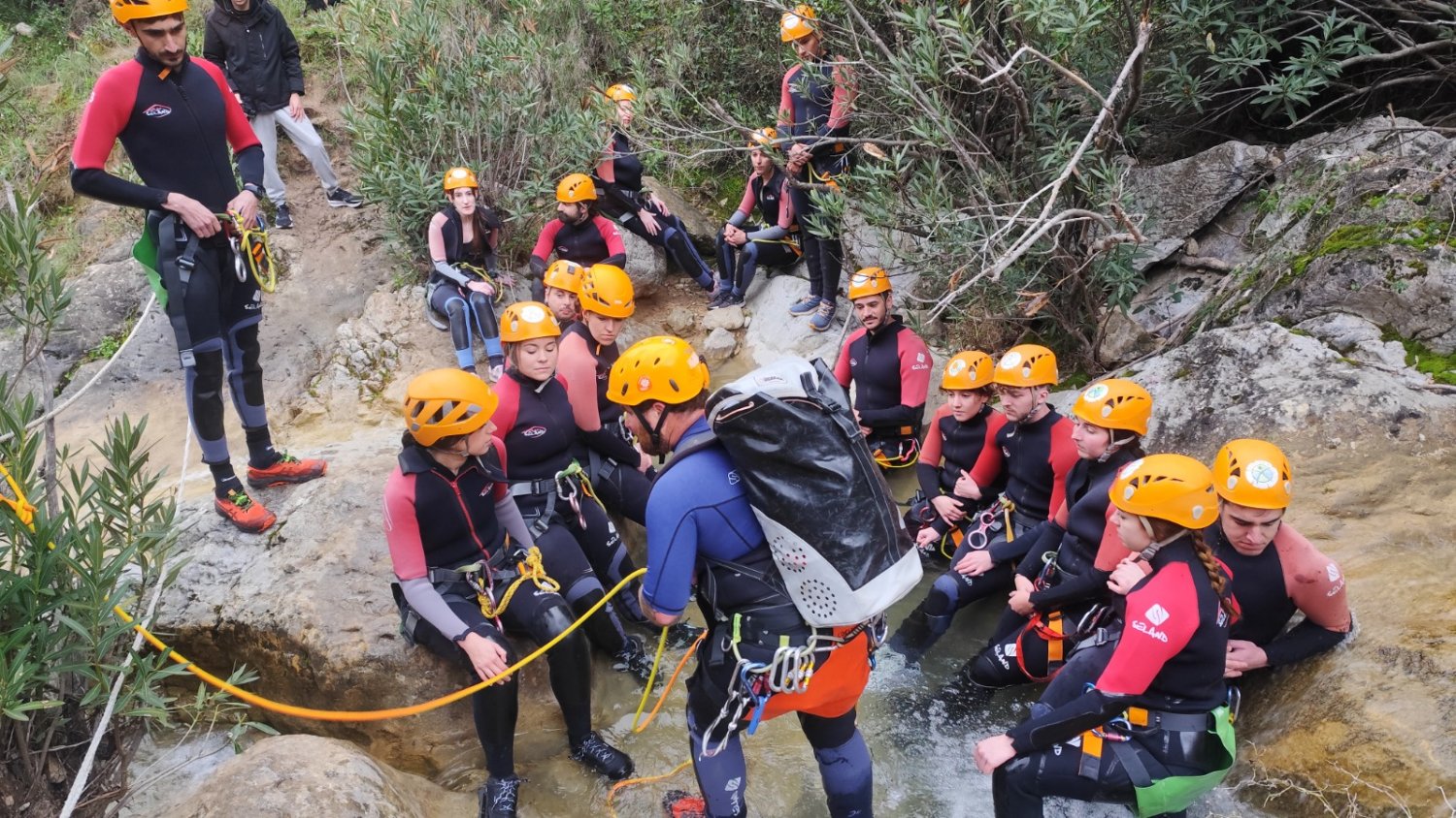 El programa Invierno Joven que promueve la Diputación concluye este fin de semana con una ruta de barranquismo