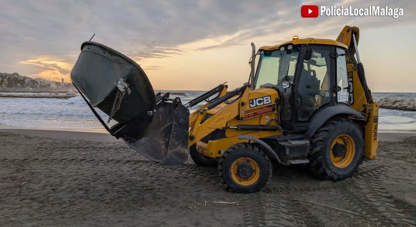 La Policía Local de Málaga pone en marcha la séptima Operación Amaya para regularizar el uso de los varaderos del distrito Este