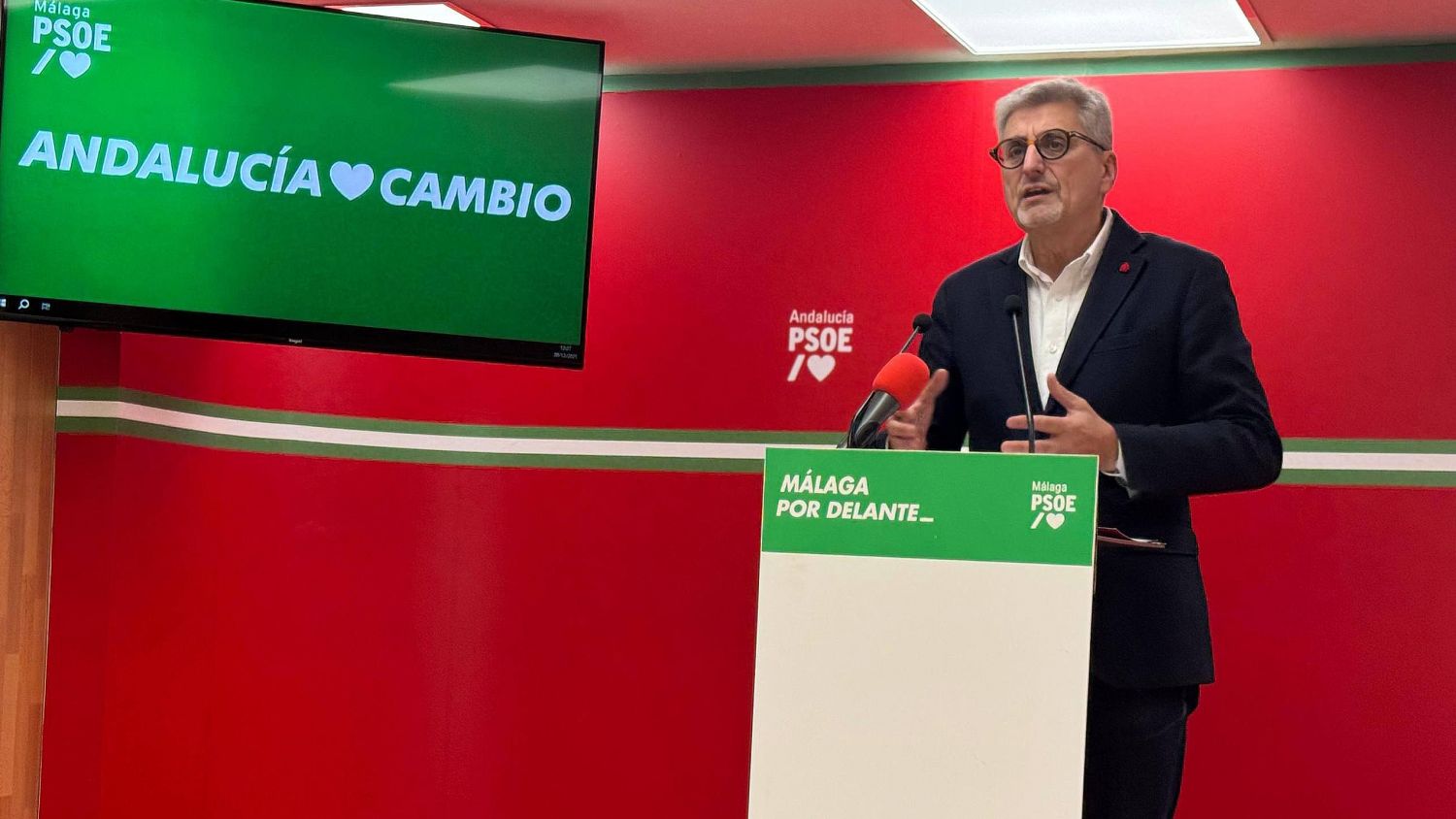 Aguilar asegura que el éxito de la Semana Santa desmonta el 'alarmismo irresponsable' de Moreno ante el corte del AVE