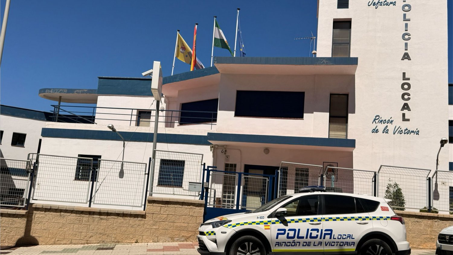 Gemini ha dicho Rincón de la Victoria adjudica el renting de cinco vehículos híbridos para la Policía Local 