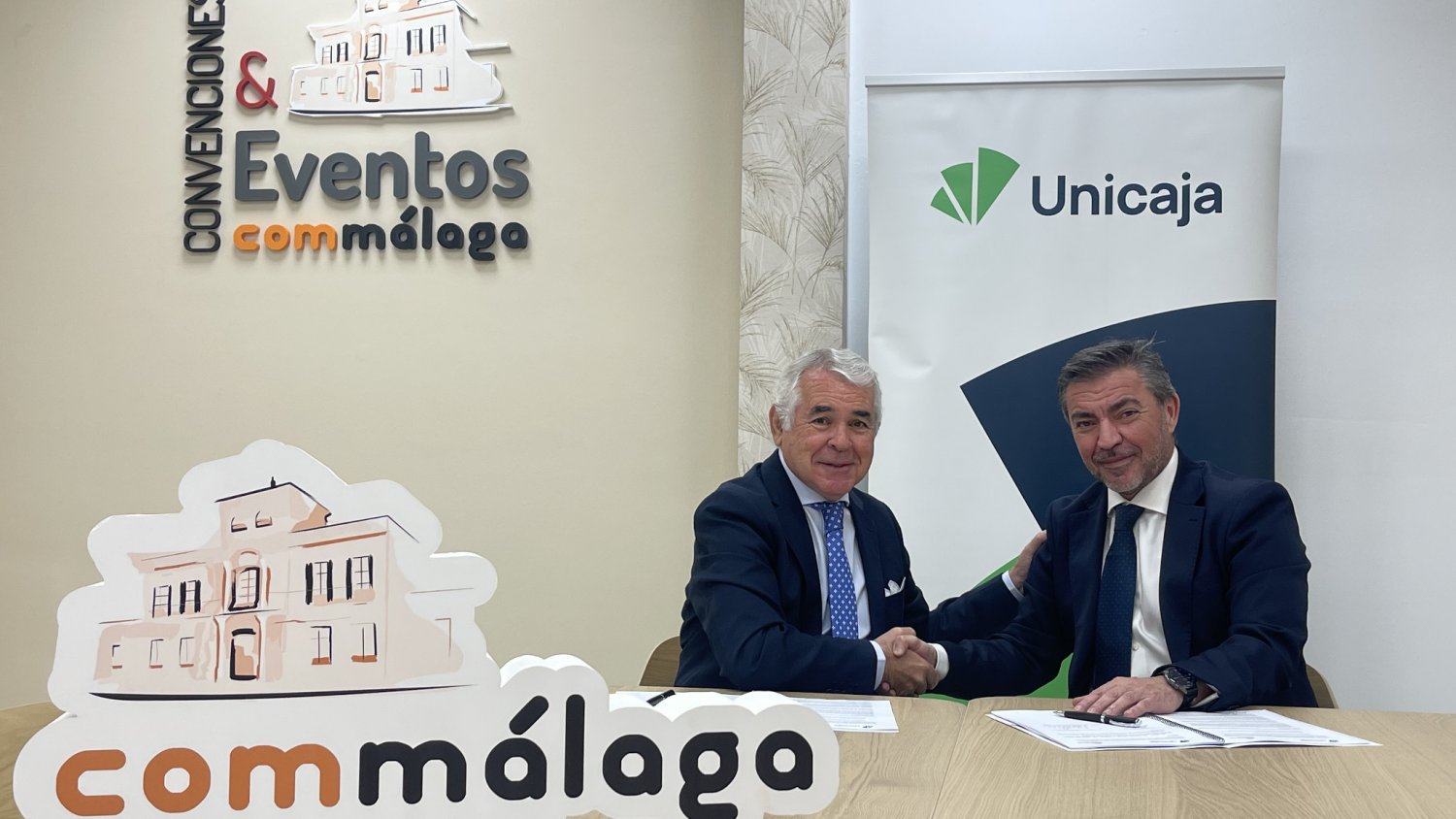 Unicaja y el Colegio de Médicos de Málaga renuevan su convenio de colaboración para respaldar a más de 11.000 colegiados