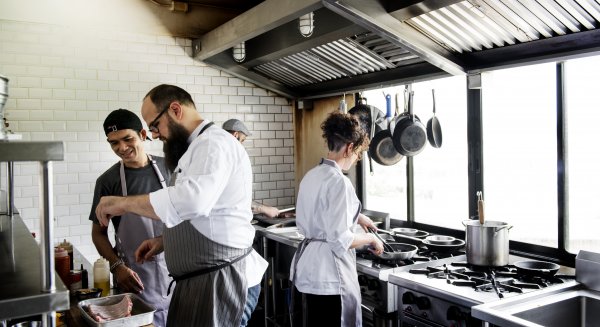 Málaga lidera la creación de empleo en Andalucía con más de 14.000 nuevos afiliados en marzo
