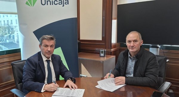 Unicaja y COAG Málaga firman un acuerdo para facilitar el anticipo de las ayudas al sector agrario