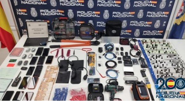 La Policía Nacional desarticula una red criminal dedicada al robo y tráfico de vehículos en la Axarquía