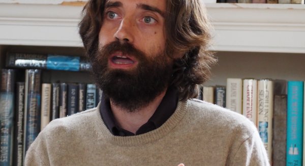 Juan Gómez Bárcena protagoniza una nueva edición de ‘Voces Contemporáneas’ en Málaga con su novela ‘Abril o nunca’