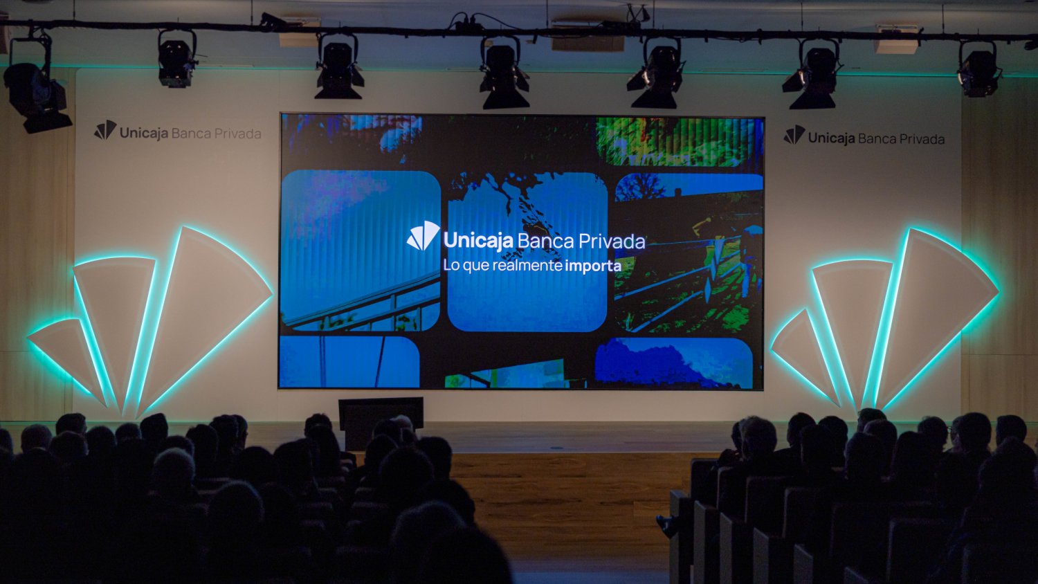 Unicaja reúne a 300 clientes en cuatro jornadas para analizar los retos de la planificación patrimonial y sucesoria