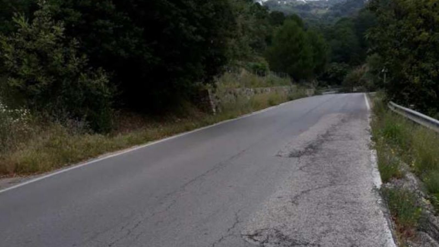 Diputación adjudica por 3,9 millones de euros la mejora del asfalto y eliminación de baches en 19 carreteras