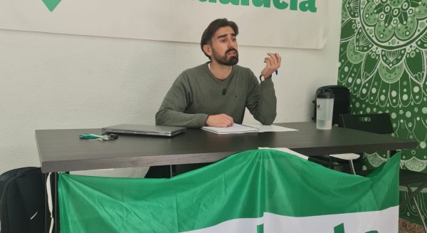 Luis Rodrigo apuesta por desprivatizar viviendas de grandes tenedores para frenar la emergencia habitacional en Málaga