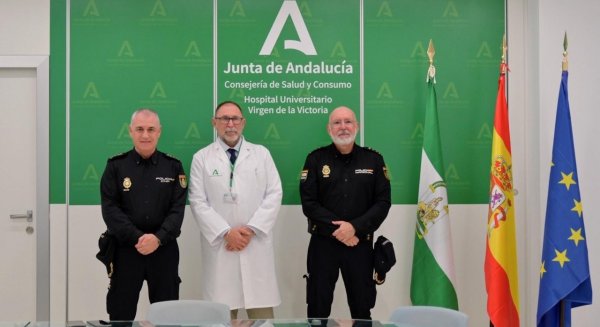 El Hospital Clínico y la Policía Nacional refuerzan su coordinación para mejorar la seguridad
