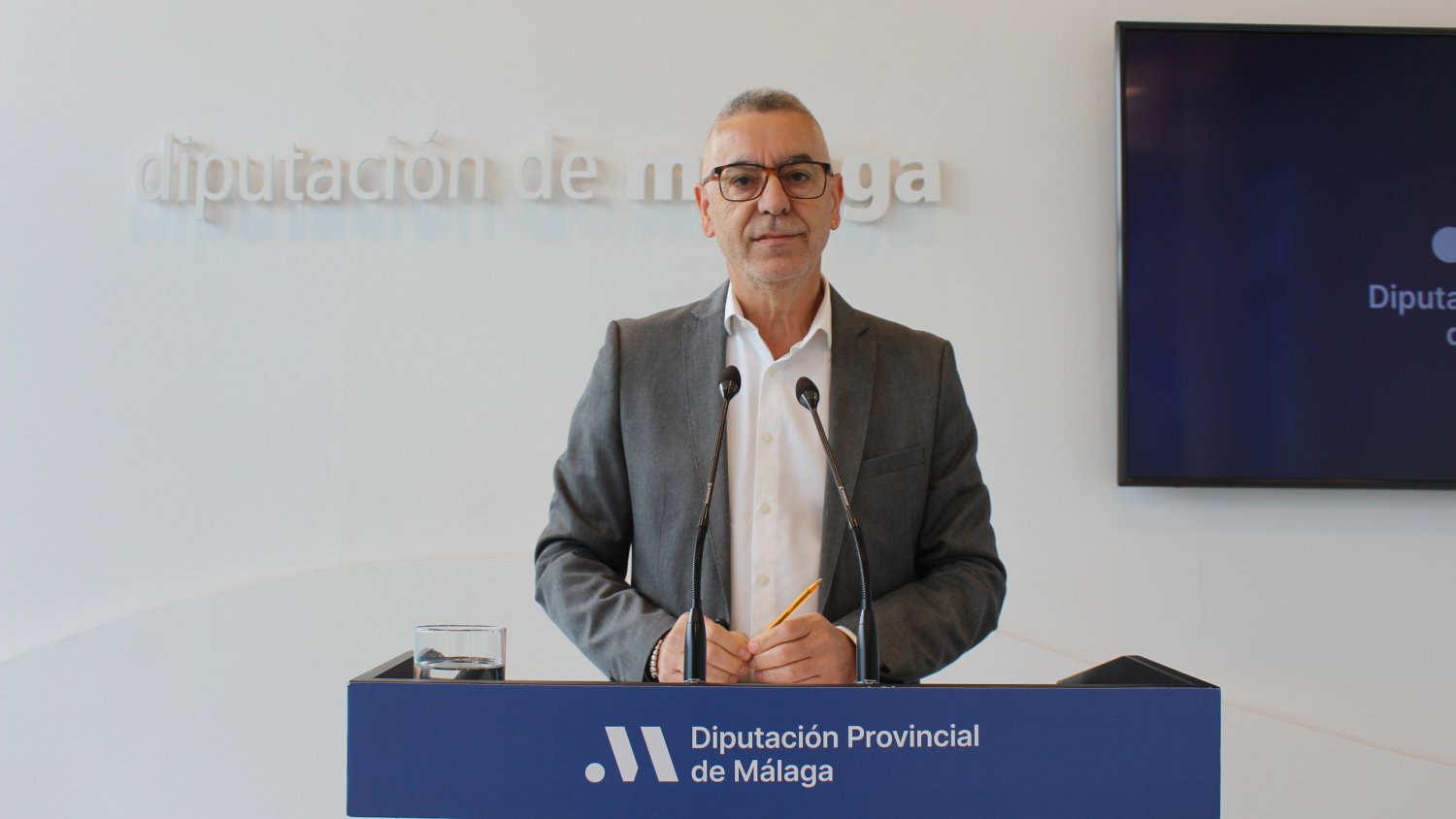 Con Málaga exige explicaciones ante los informes de intervención que confirman incumplimientos presupuestarios