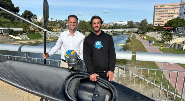 El Parque Fluvial de Fuengirola acoge por primera vez una competición nacional de kayak polo con equipos de toda España