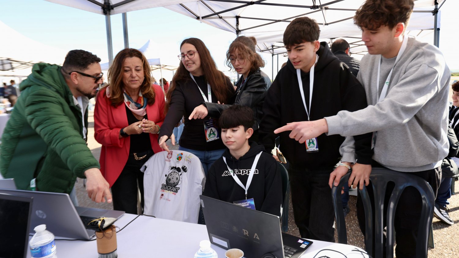 Once equipos de Málaga compiten en la final del programa CanSat de la Agencia Espacial Europea 