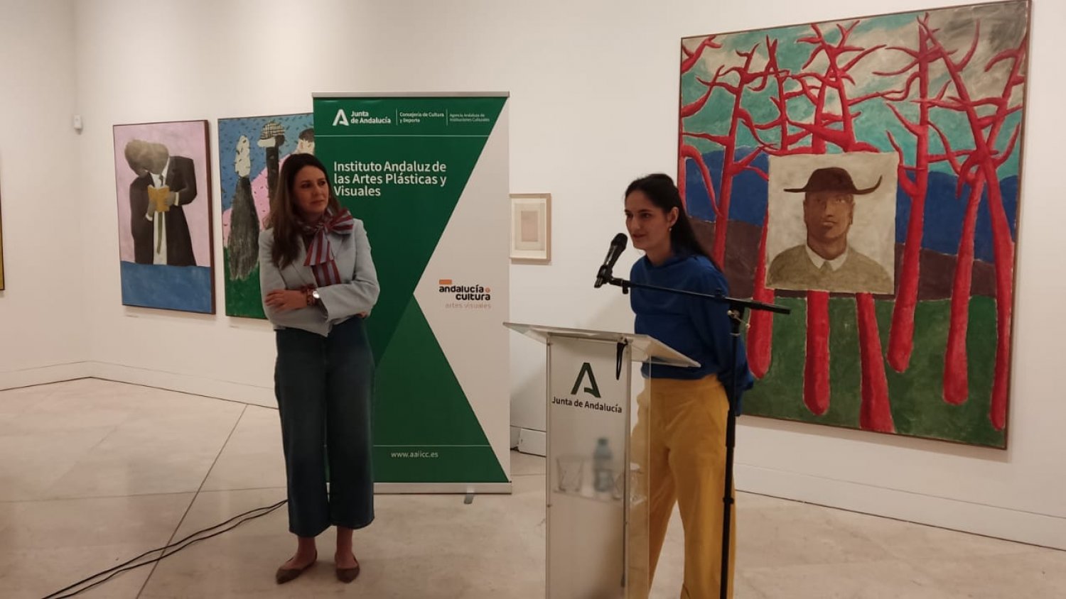 El Museo de Málaga acoge la exposición ‘Con el viento bailan las flores’ de la artista Aurora Ruiz