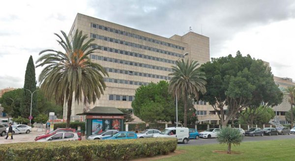 Fallece una niña de cinco años por meningitis en el Hospital Materno de Málaga