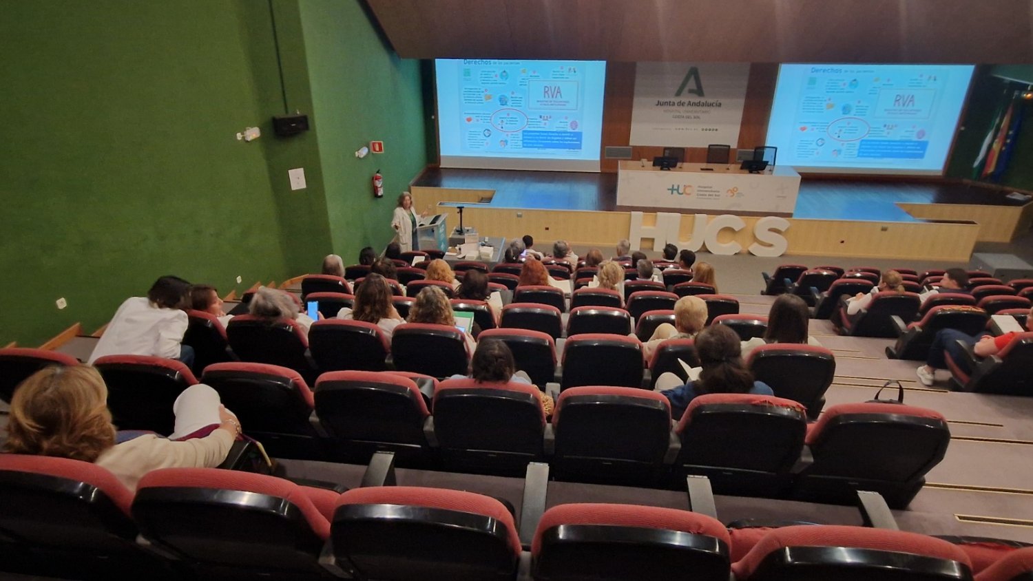 El Hospital Universitario Costa del Sol forma a voluntarios para reforzar el acompañamiento emocional a pacientes y familiares