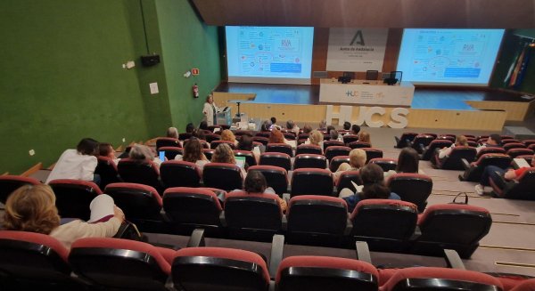 El Hospital Universitario Costa del Sol forma a voluntarios para reforzar el acompañamiento emocional a pacientes y familiares