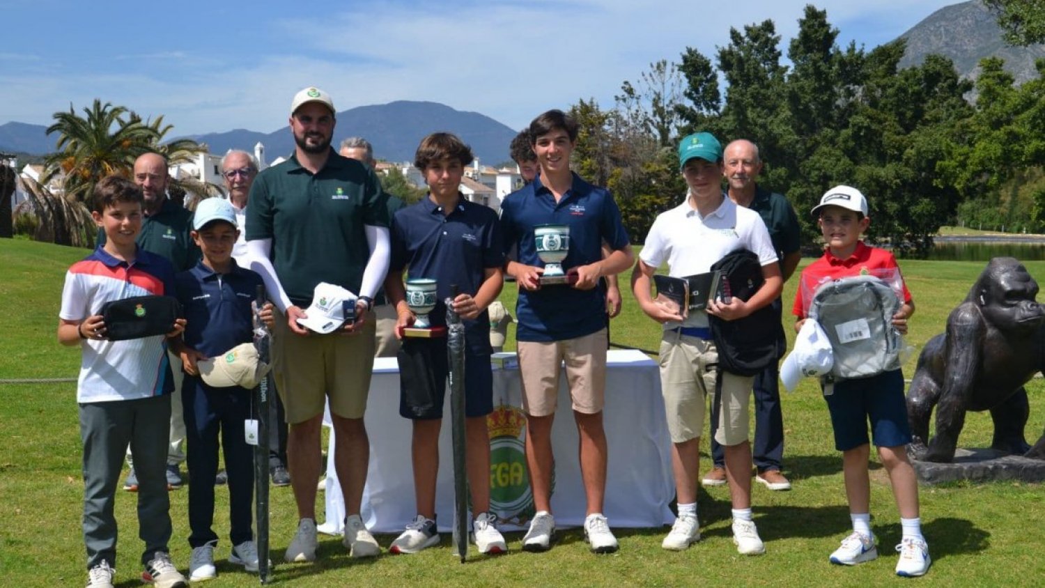 Victoria de los hermanos de la Macorra de Guadalhorce Golf en el Campeonato de Andalucía de Pitch&Putt