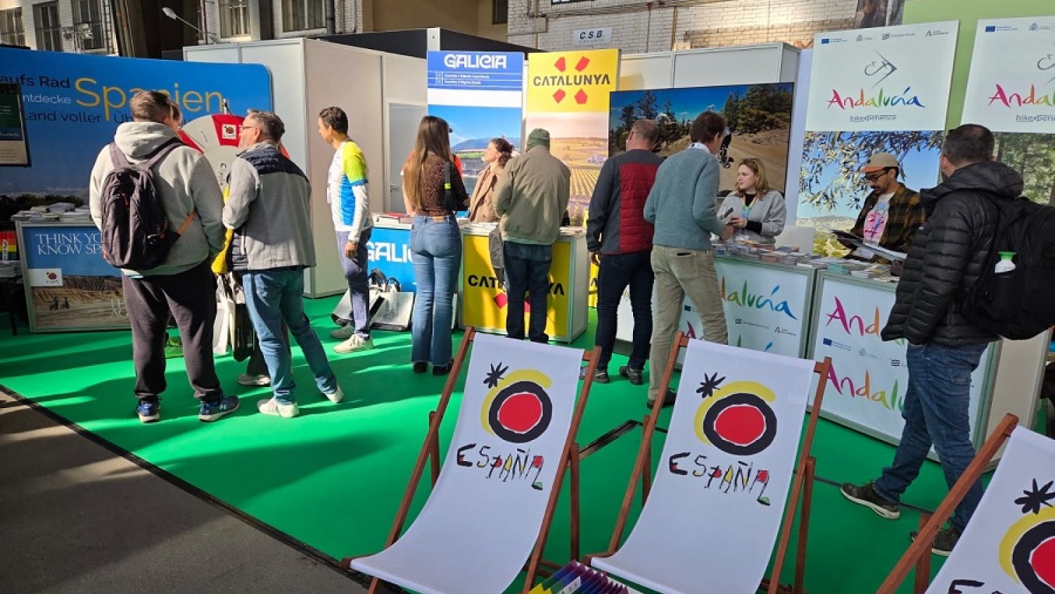 Turismo Costa del Sol promociona su oferta de cicloturismo en la feria VeloBerlin, en Alemania