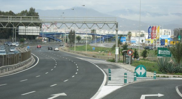 El Ayuntamiento de Málaga inicia este domingo el reasfaltado nocturno de la MA-21 hacia Torremolinos
