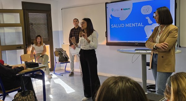 Profesionales de Quirónsalud Marbella imparten talleres contra el acoso escolar y por la salud mental en el Colegio Alemán