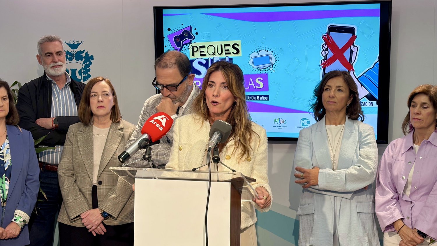 Mijas lanza una campaña de concienciación sobre el uso adecuado de las pantallas entre los menores