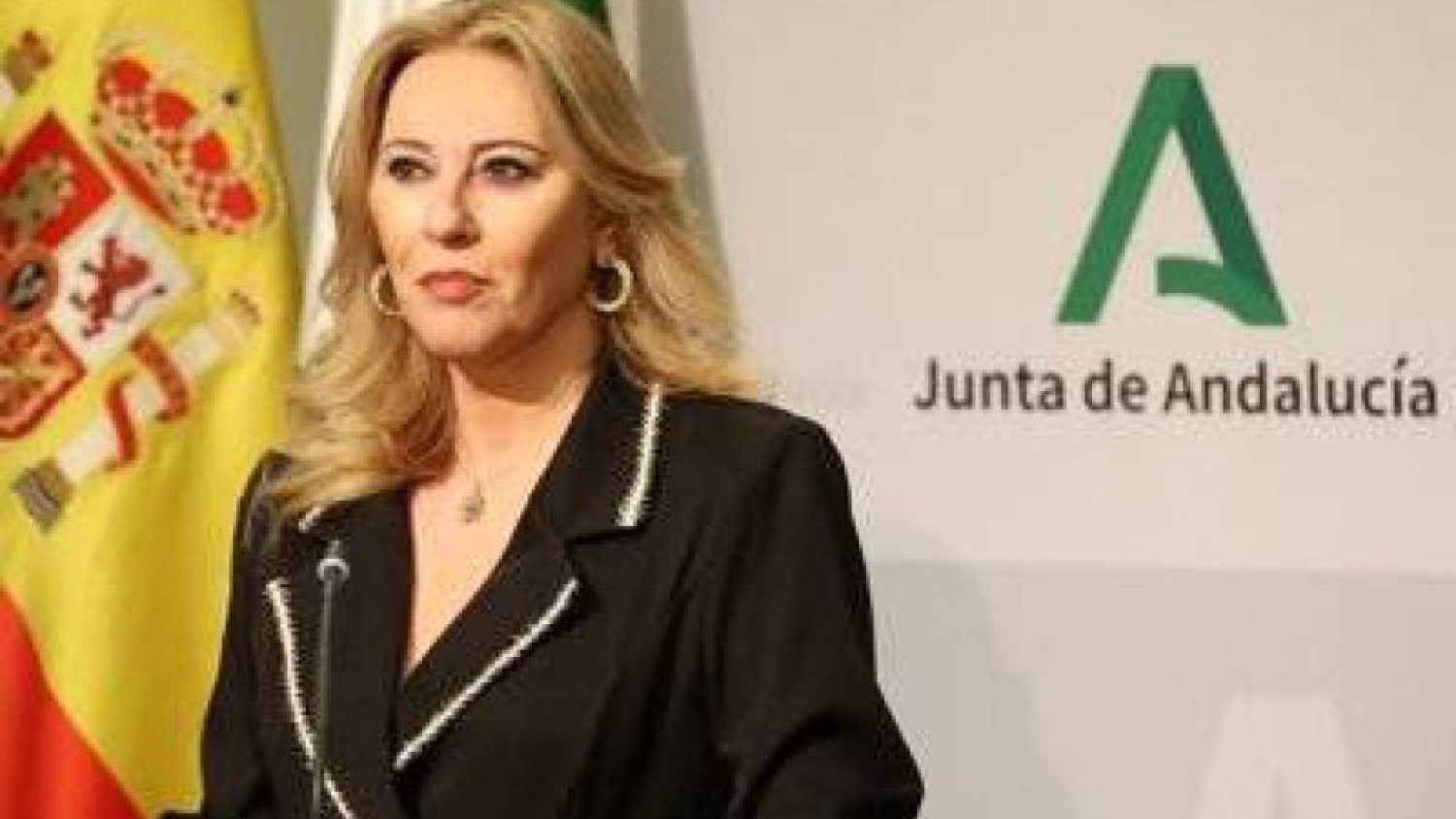 Carolina España acusa a Montero de dejar la sanidad andaluza desmantelada y defiende la gestión de Juanma Moreno
