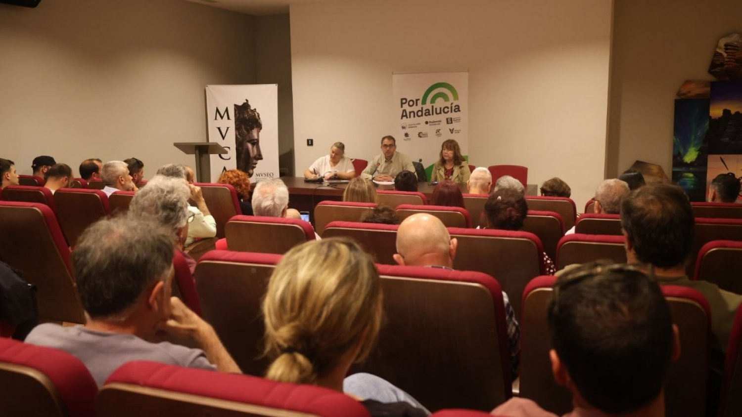 Por Andalucía promete acabar con el acaparamiento de tierras y agua por fondos de inversión en el mundo rural