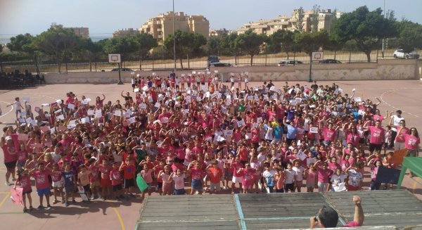 Escolares de Torremolinos participan en la campaña ‘Dona sangre y médula y serás mi héroe’