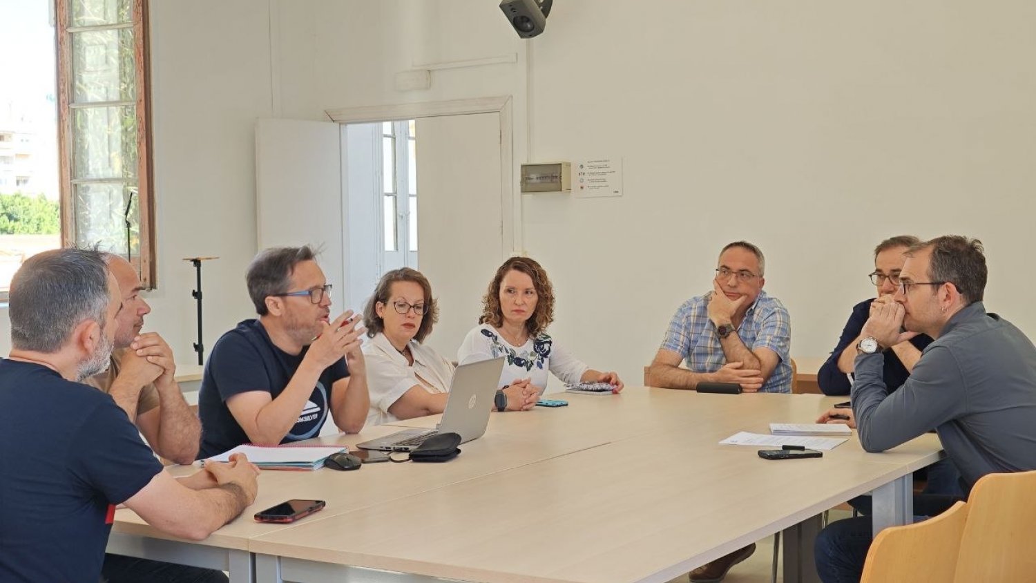 Por Andalucía promete blindar la protección y estabilidad laboral de los profesionales de emergencias