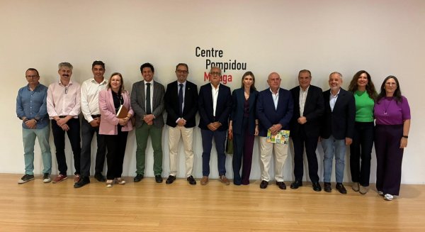 El Hospital Regional de Málaga estudia el modelo farmacéutico español en el ciclo Talks HRUM