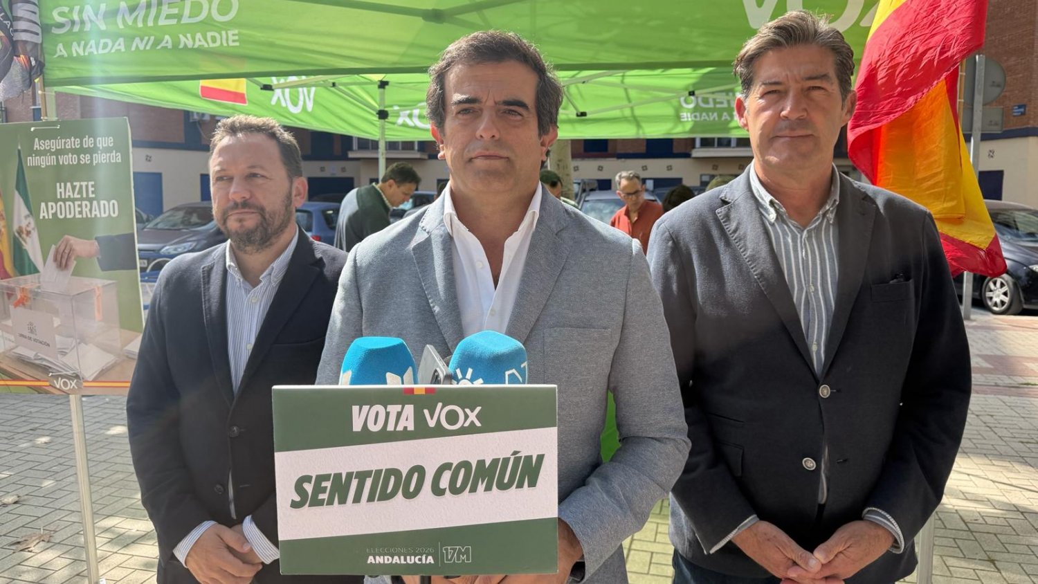 VOX propone retirar ayudas a las asociaciones que “fomenten la inmigración irregular” y no prioricen a los malagueños